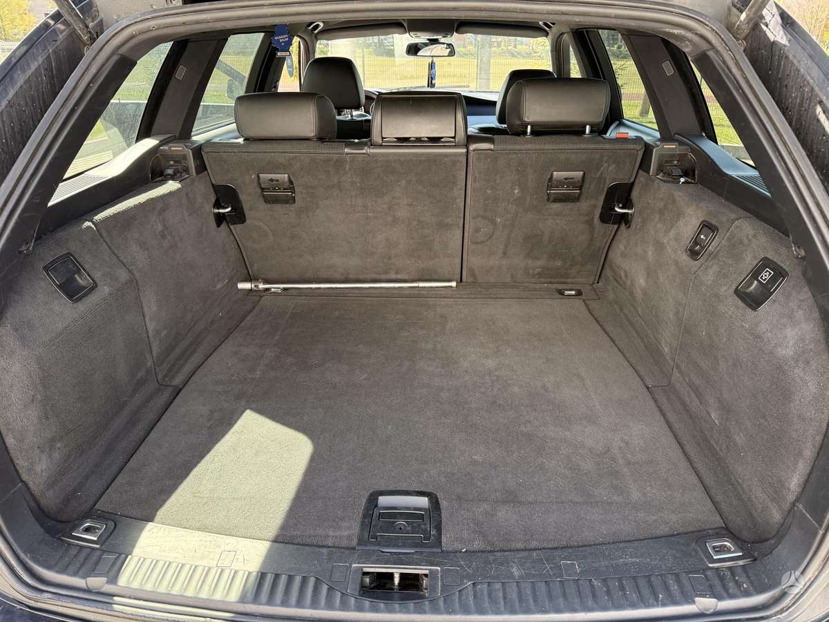 BMW 525, 2.5 l., Универсал
