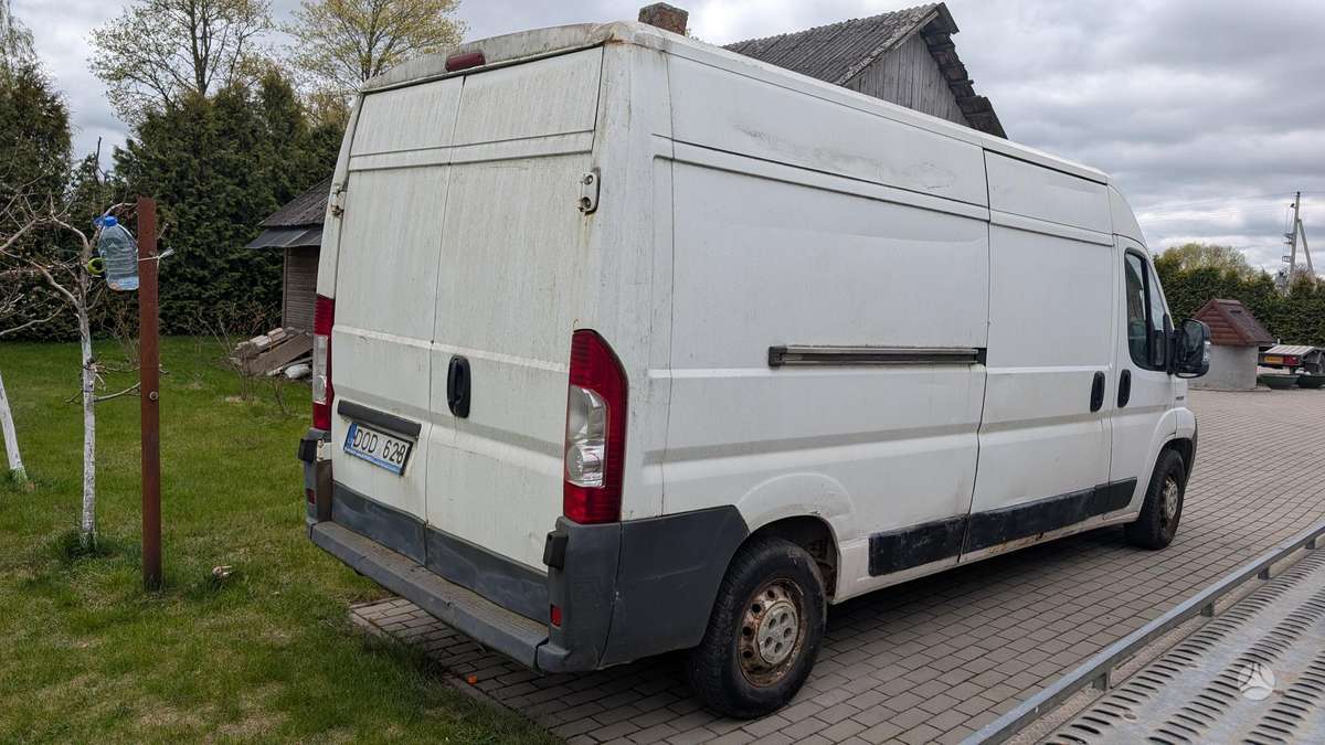 Peugeot Boxer, preču