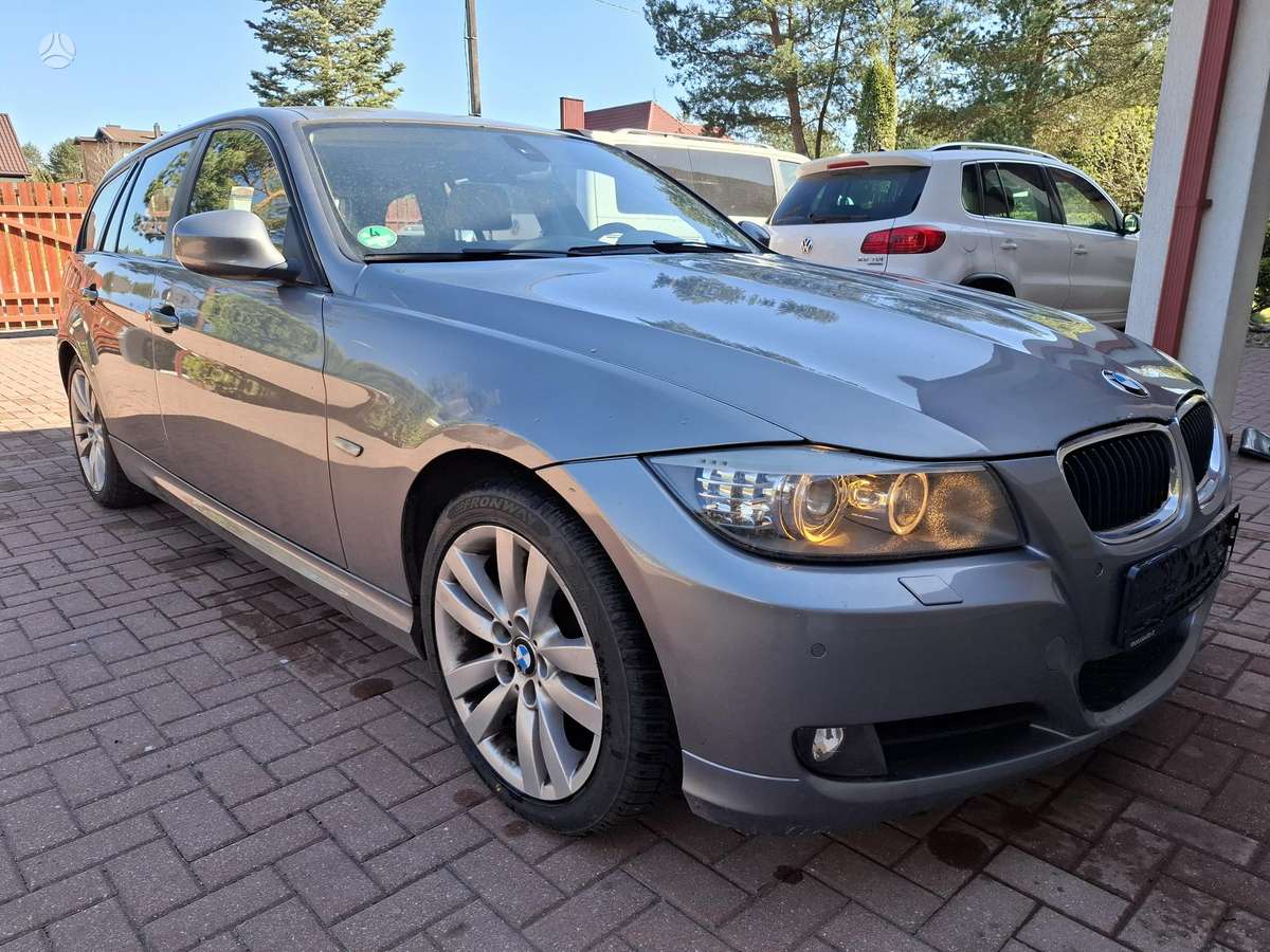 BMW 320, 2.0 l., universalas