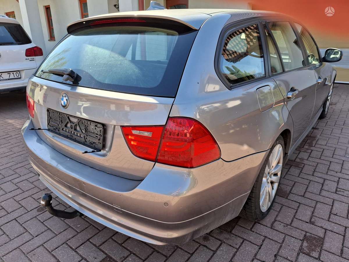 BMW 320, 2.0 l., universalas