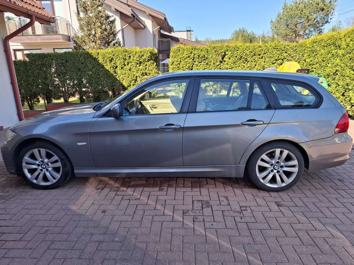 BMW 320, 2.0 l., universalas