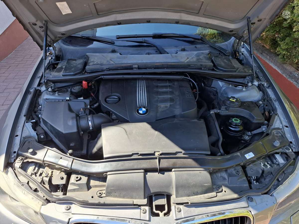 BMW 320, 2.0 l., universalas