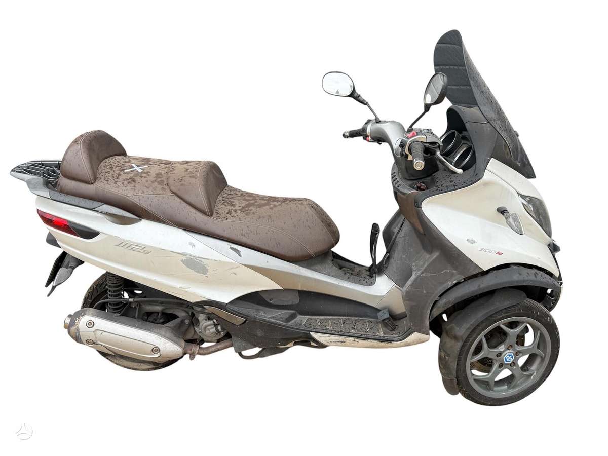 Piaggio MP3 300cc, трициклы
