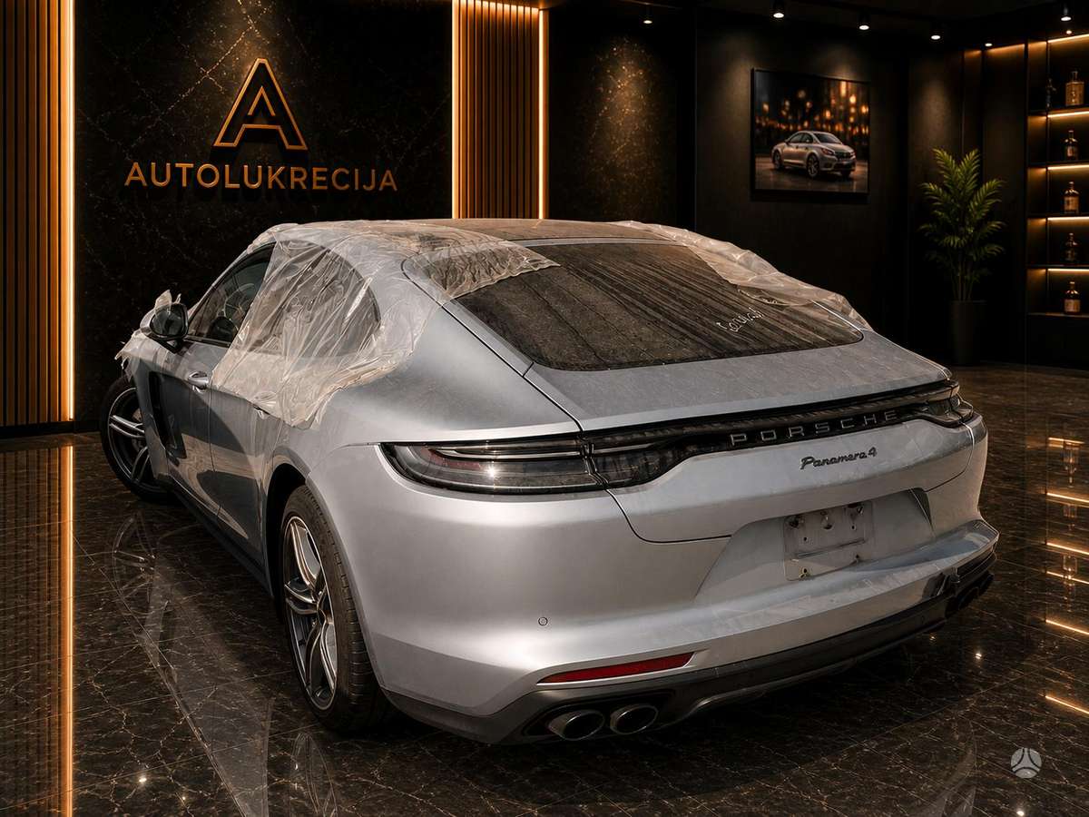 Porsche Panamera - 5