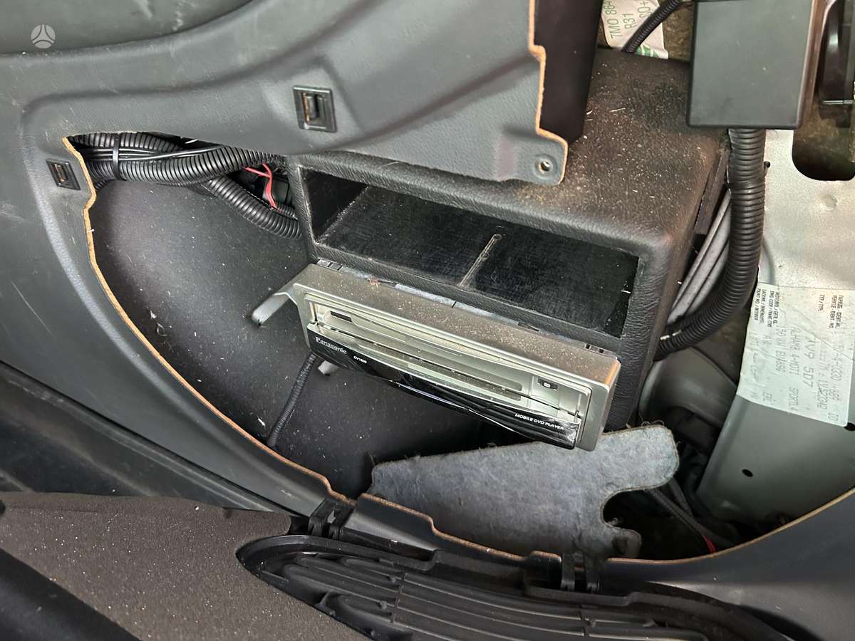 Seat Alhambra, 2.8 l., Минивэн