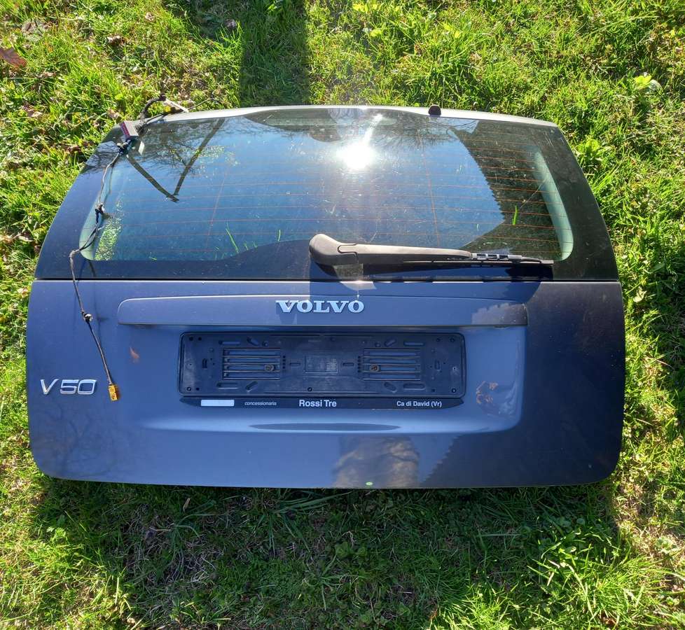 Volvo V50 Dalimis