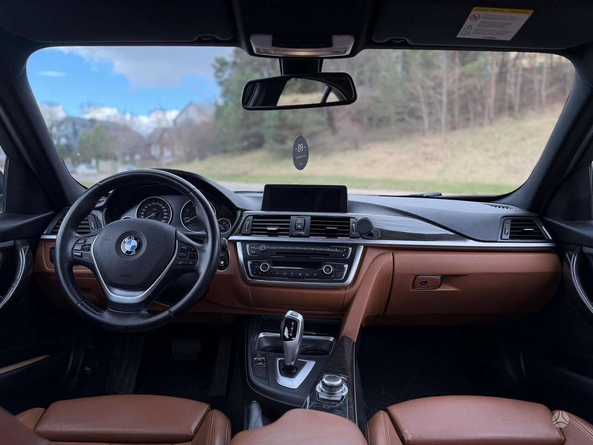 BMW 320, 2.0 l., sedanas