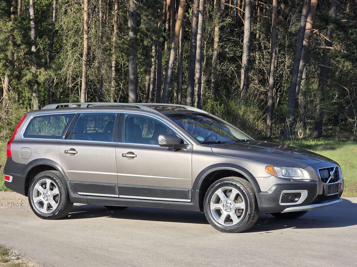 Volvo XC70, 2.4 l., Универсал