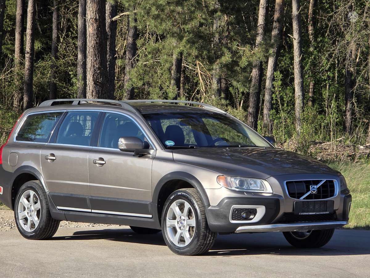 Volvo XC70, 2.4 l., Универсал