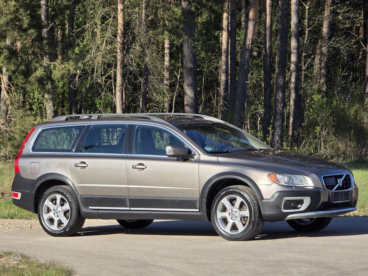 Volvo XC70, 2.4 l., Универсал