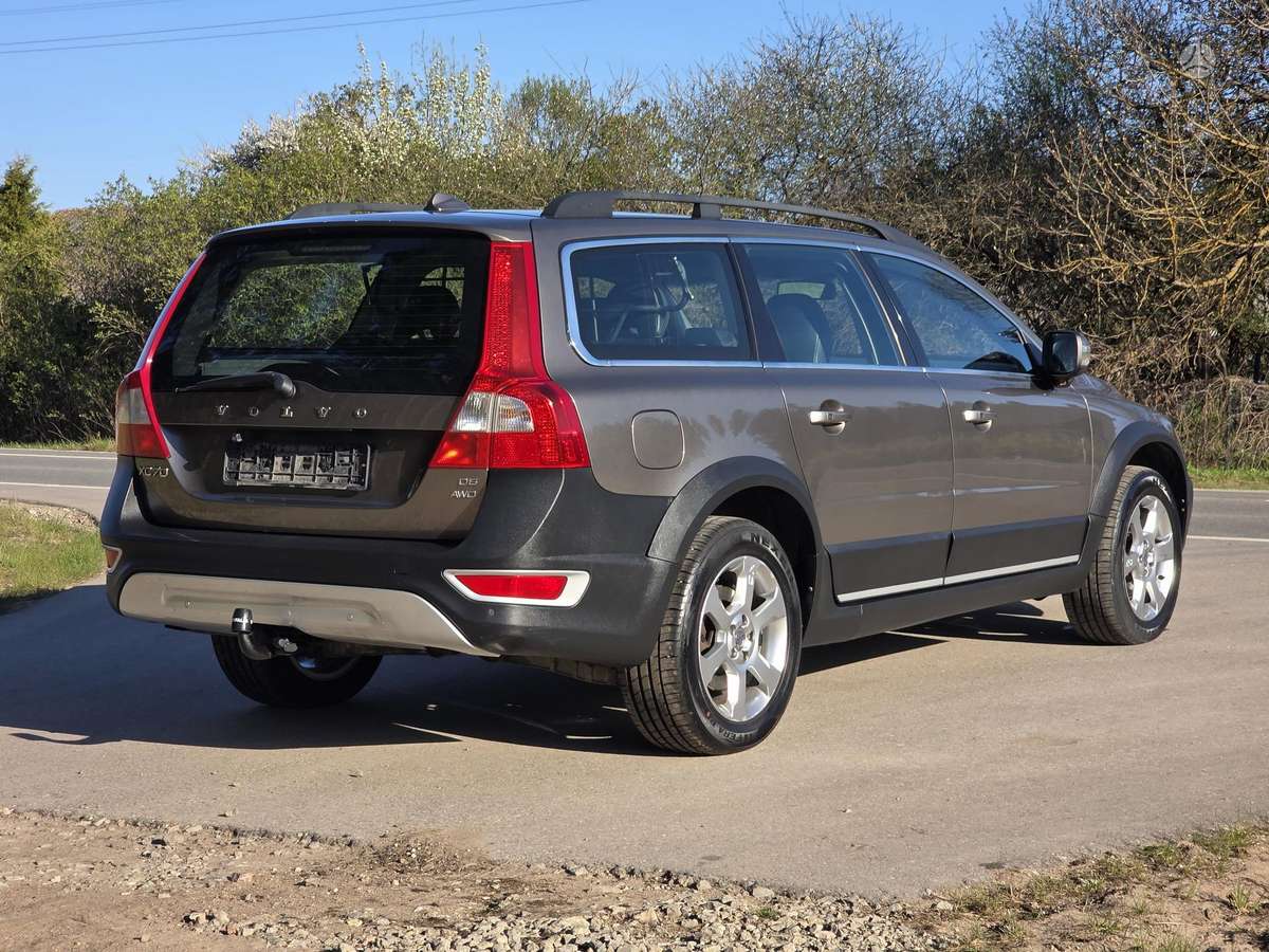 Volvo XC70, 2.4 l., Универсал