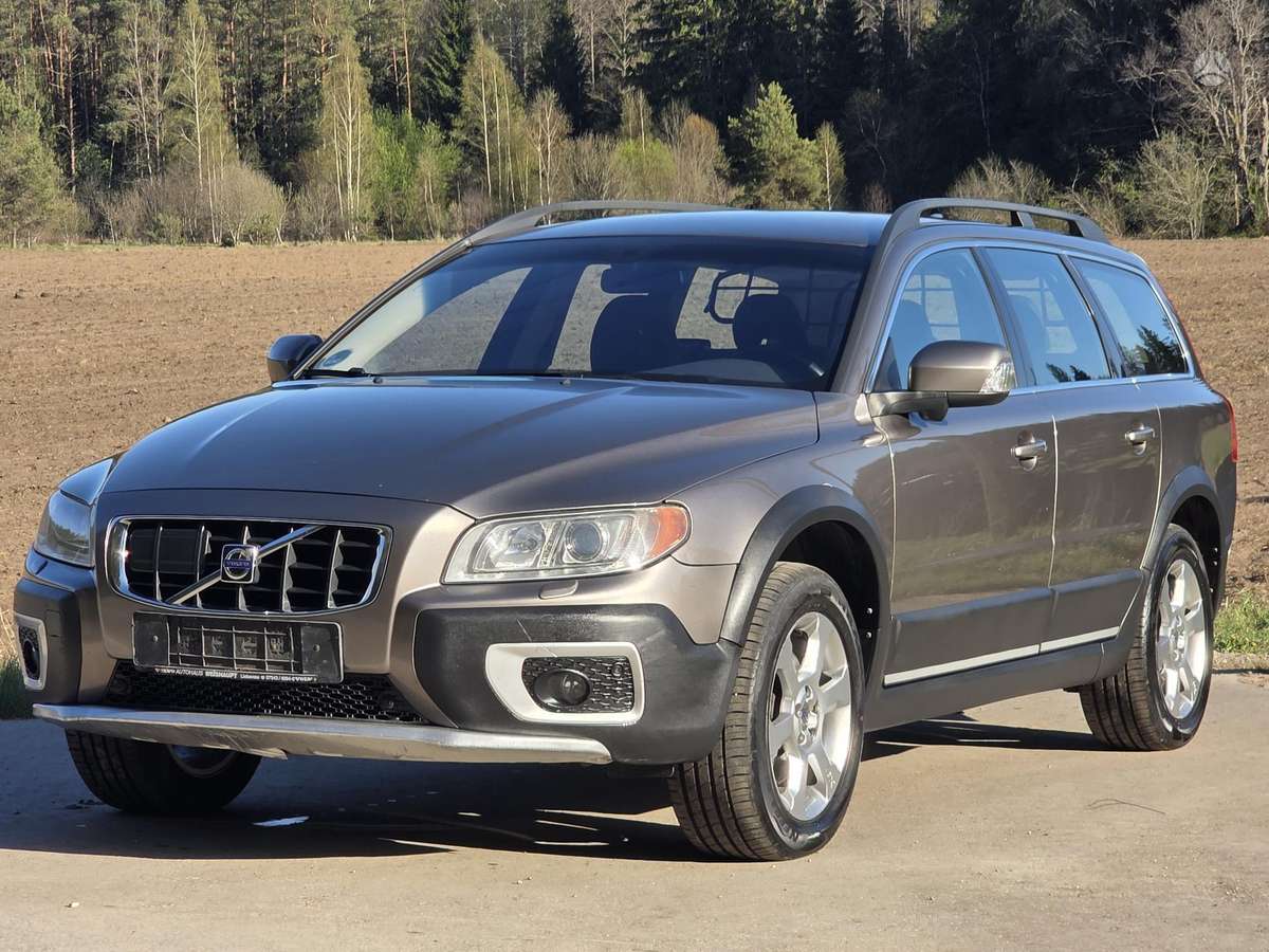 Volvo XC70, 2.4 l., Универсал