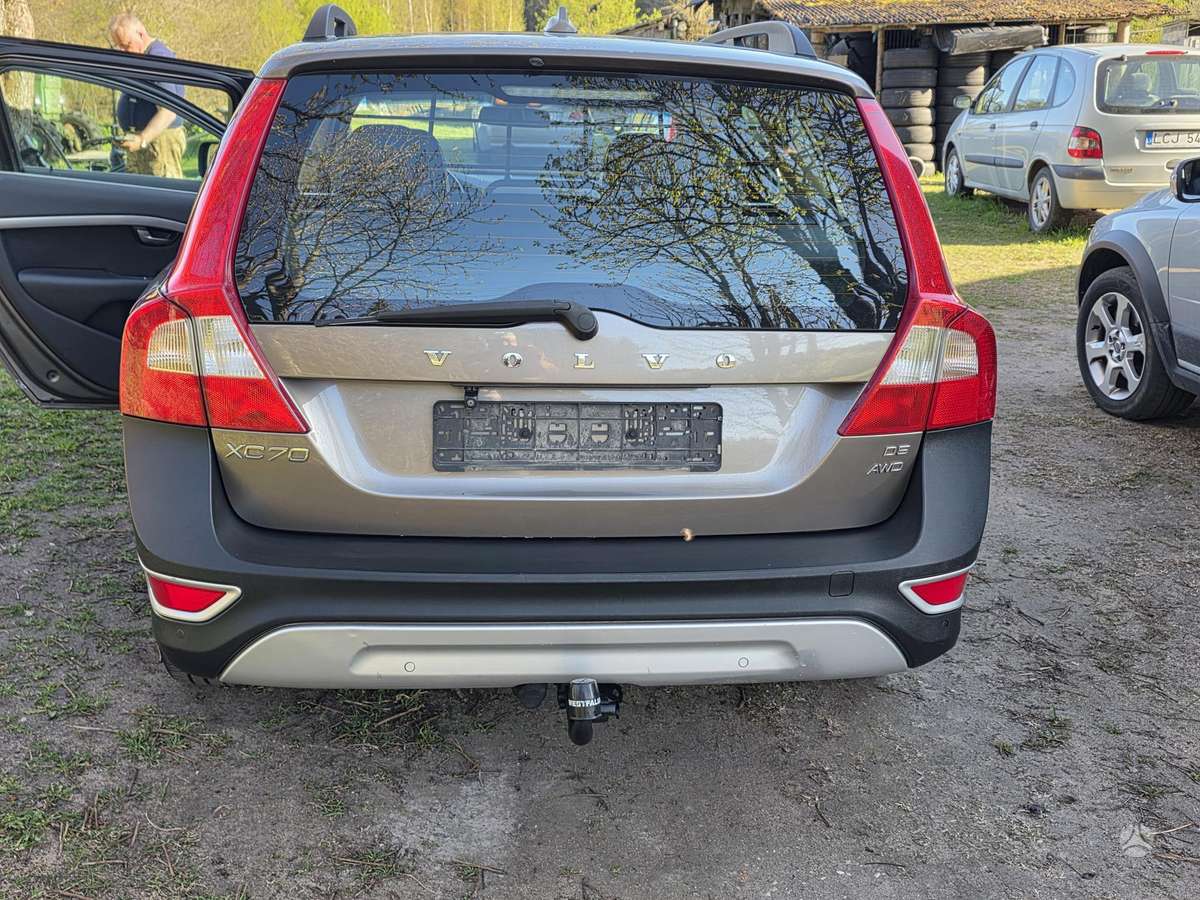 Volvo XC70, 2.4 l., Универсал