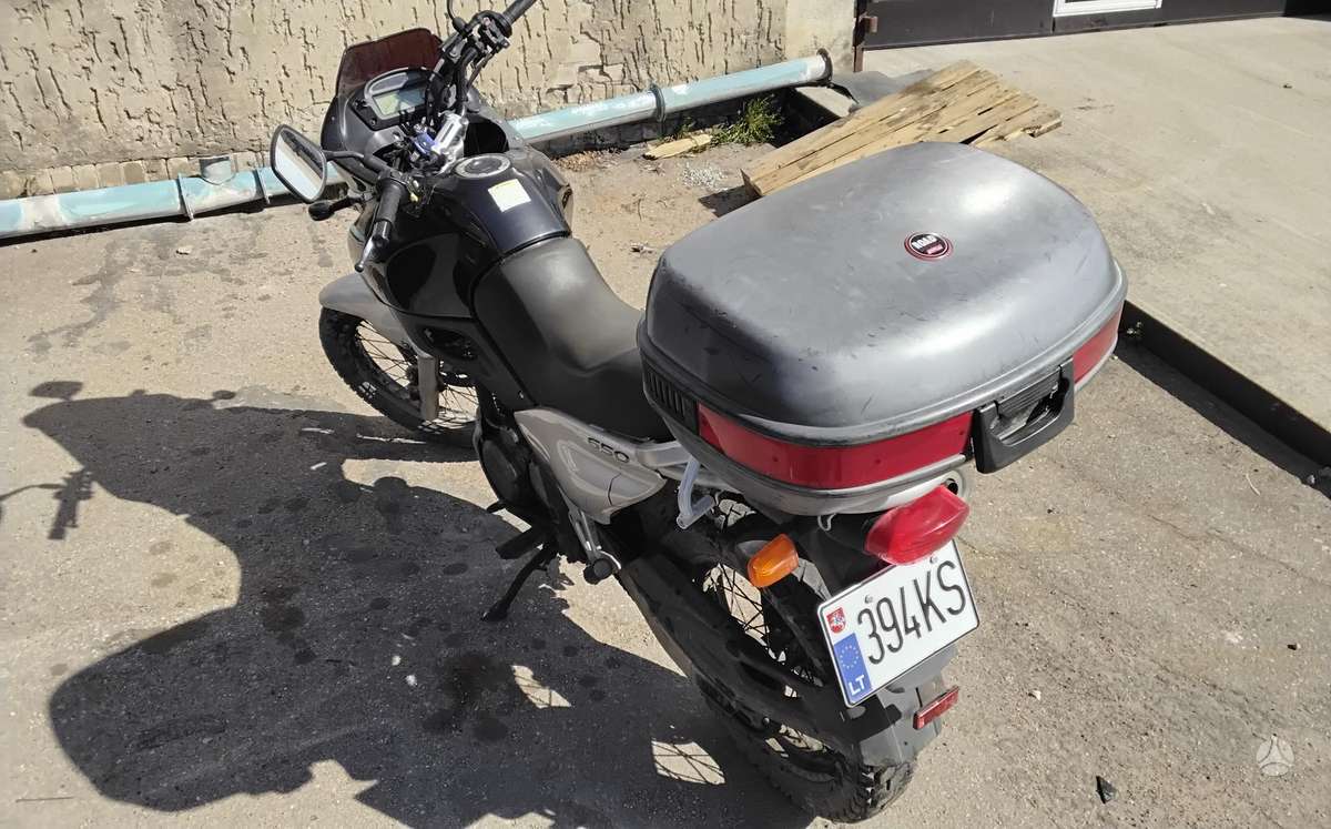 Suzuki XF 650cc, enduro / adventure