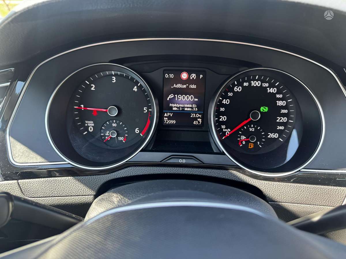 Volkswagen Passat, 2.0 l., Универсал