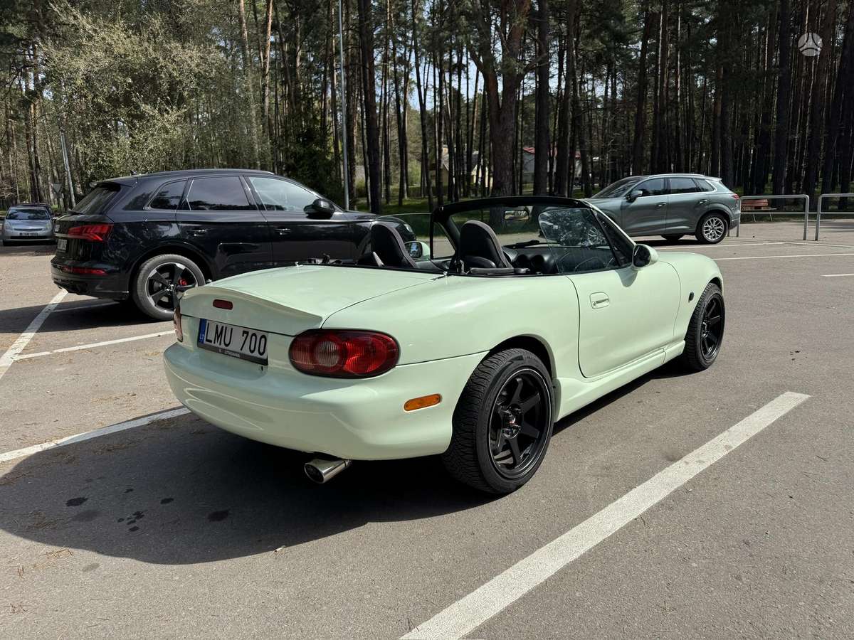 Mazda MX-5, 1.6 l., Кабриолет