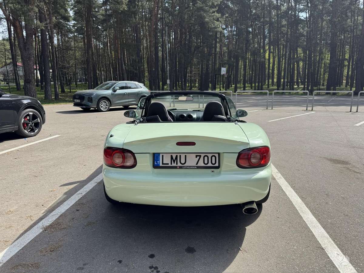 Mazda MX-5, 1.6 l., Кабриолет
