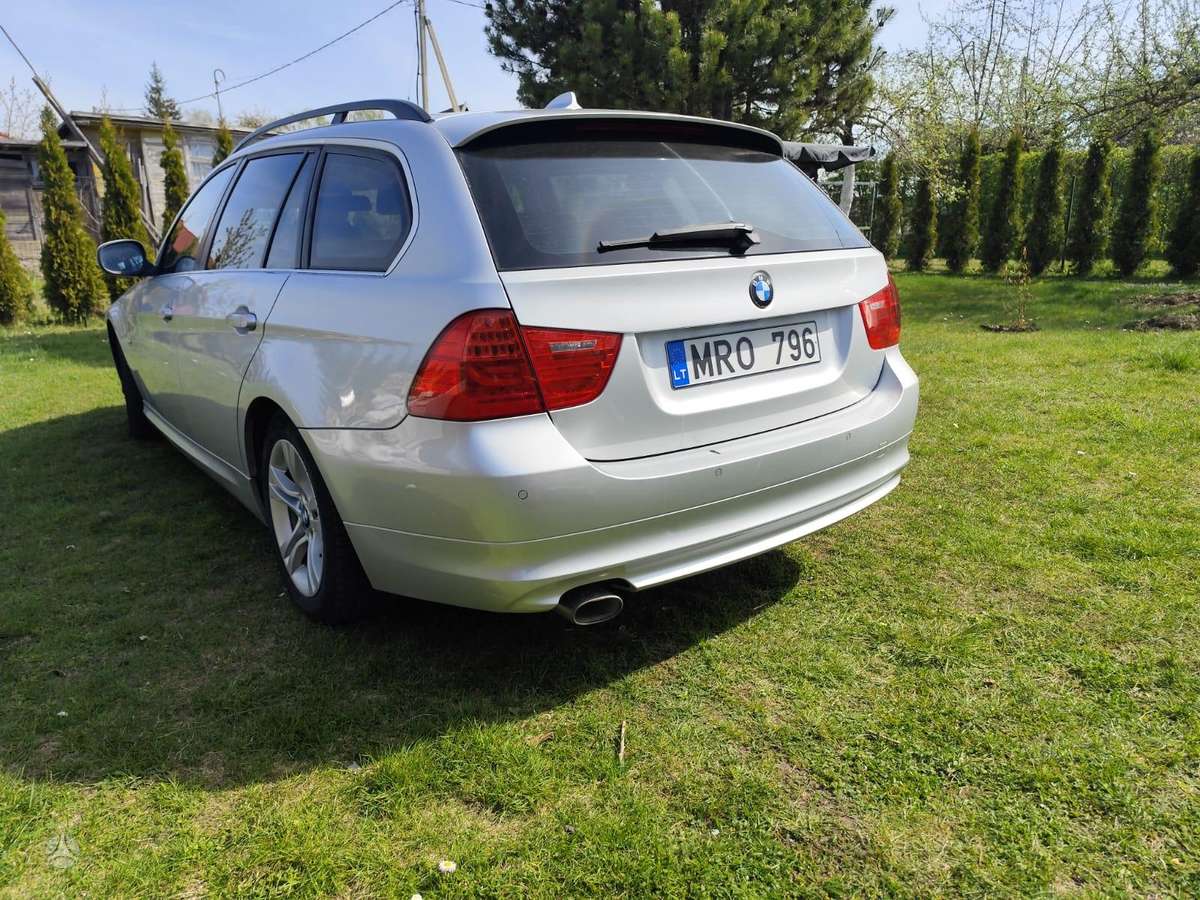 BMW 318, 2.0 l., wagon