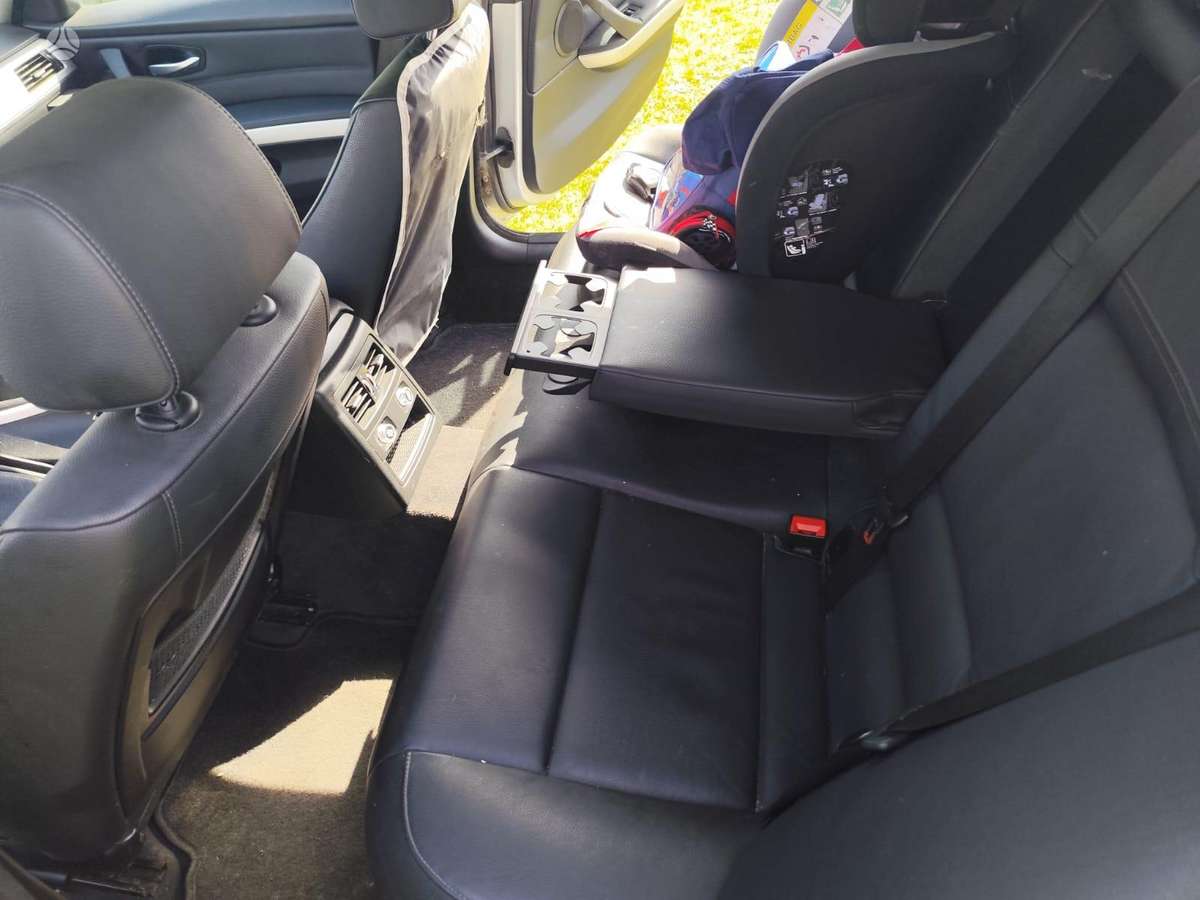 BMW 318, 2.0 l., wagon