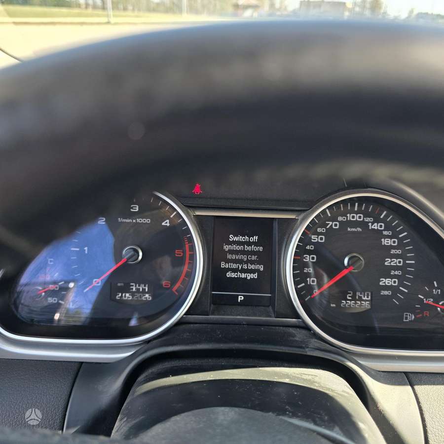 Audi Q7, 4.2 l., universalas
