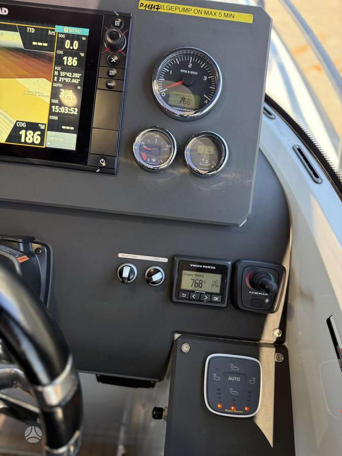 XO 270 RS CABIN, yachts / cruisers