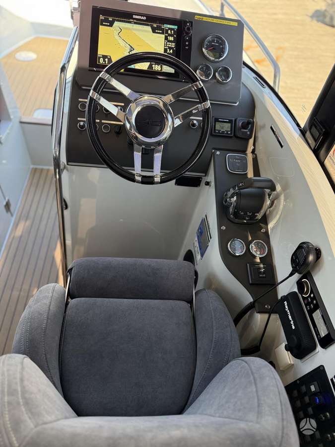 XO 270 RS CABIN, yachts / cruisers