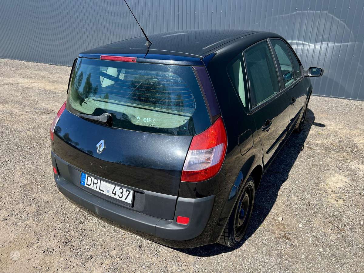Renault Scenic - 11