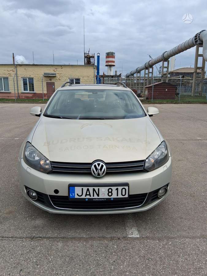 Volkswagen Golf - 2