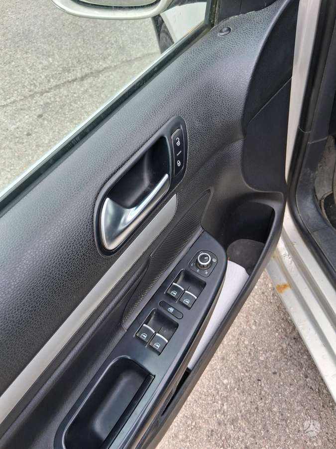 Volkswagen Golf, 1.6 l., Универсал