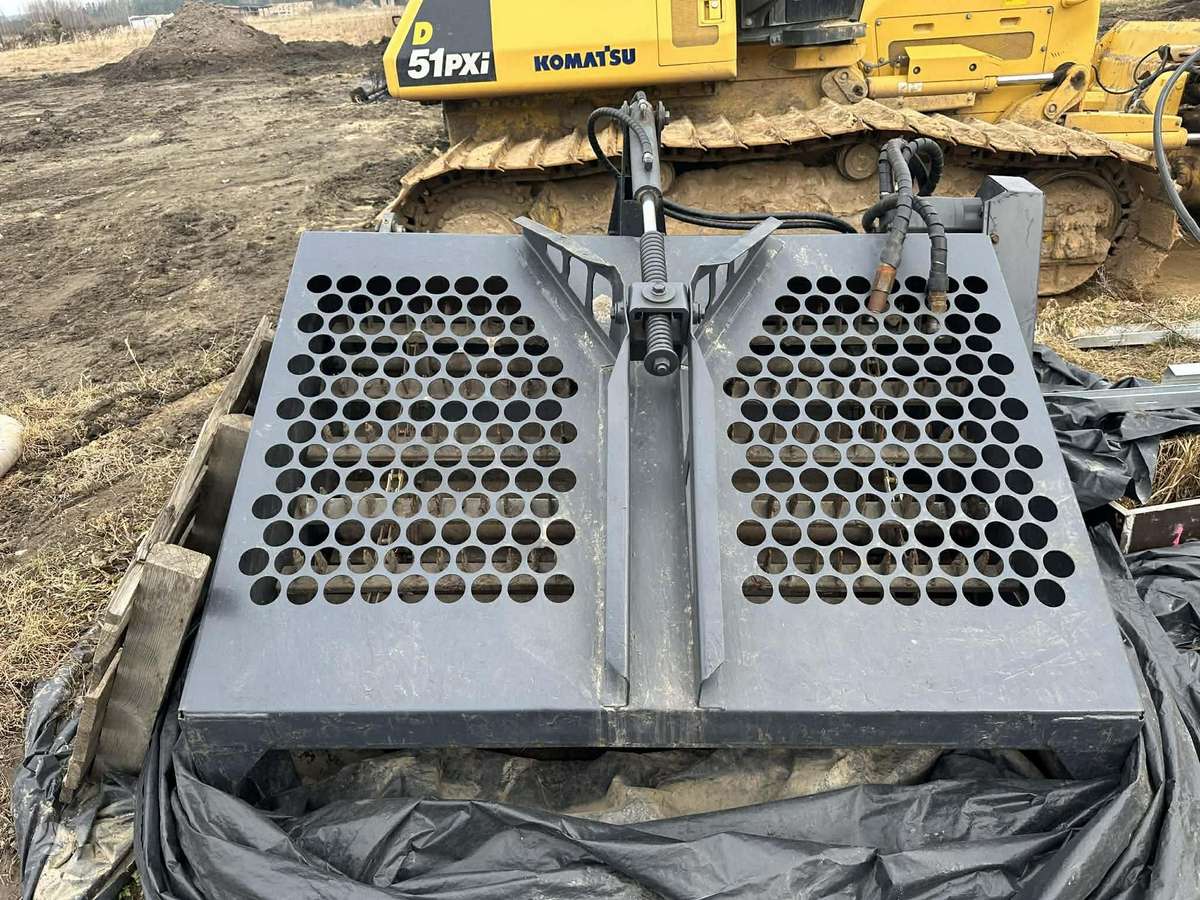 Bobcat 5B, landscaping equipment