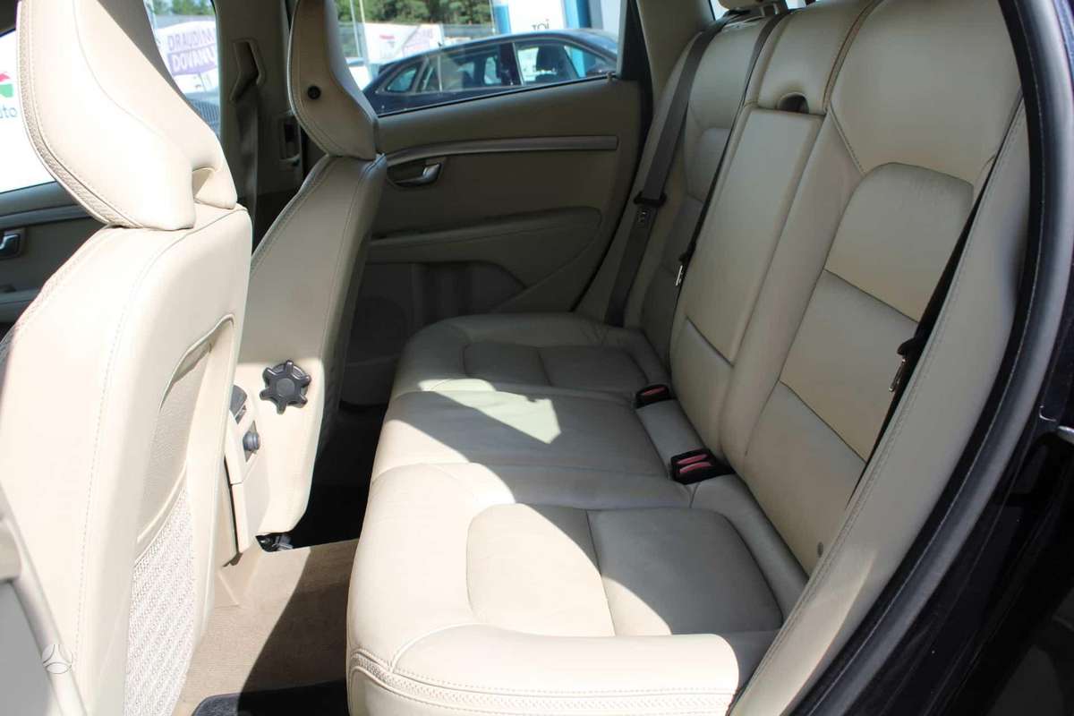 Volvo XC70, 2.4 l., Универсал