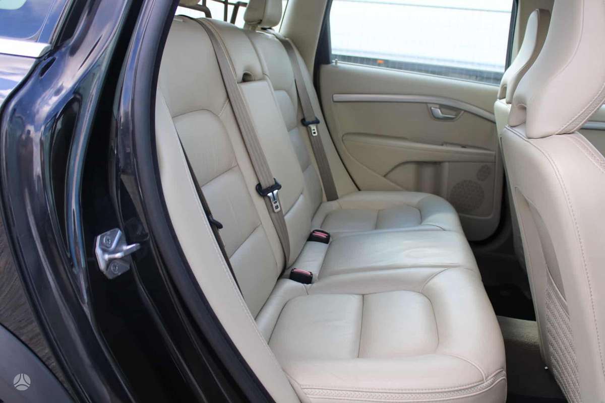 Volvo XC70, 2.4 l., Универсал