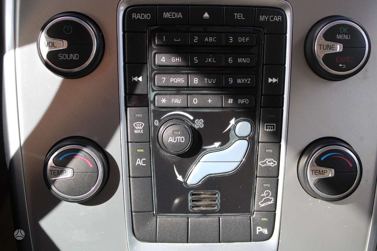 Volvo XC70, 2.4 l., Универсал