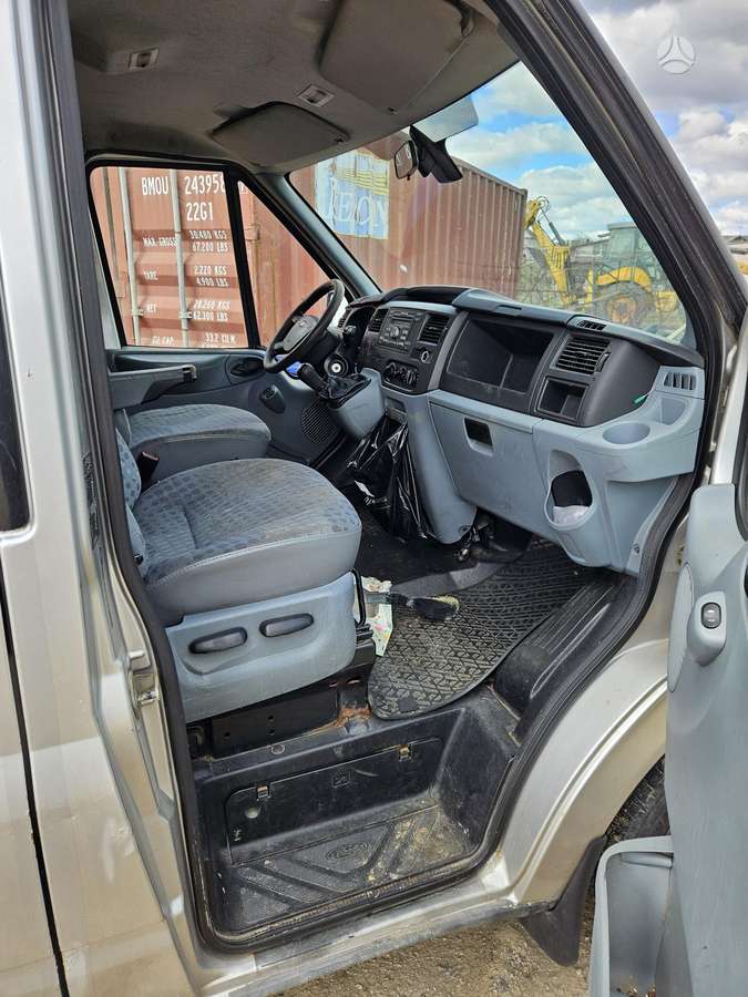 Ford Transit, 2.2 l., Минивэн