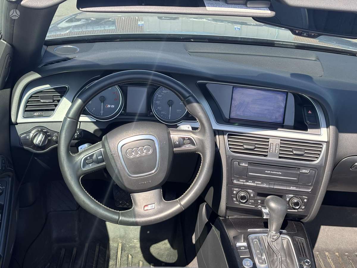 Audi S5, 3.0 l., convertible