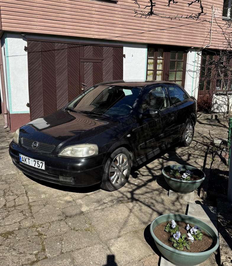Opel Astra, 2.0 l., Хэтчбек