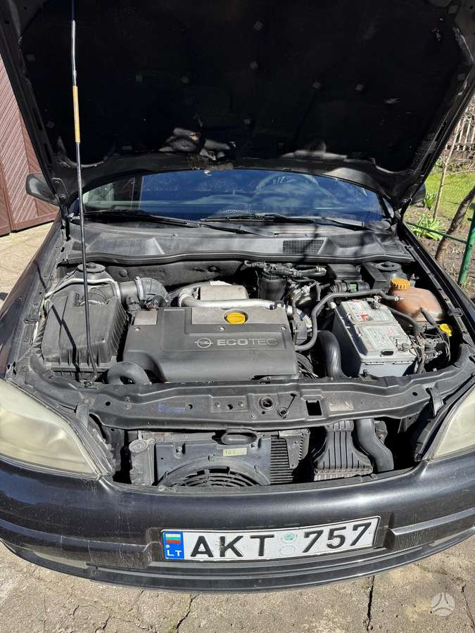 Opel Astra, 2.0 l., Хэтчбек