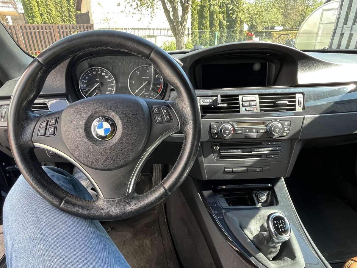 BMW 320, 2.0 l., kabrioletas
