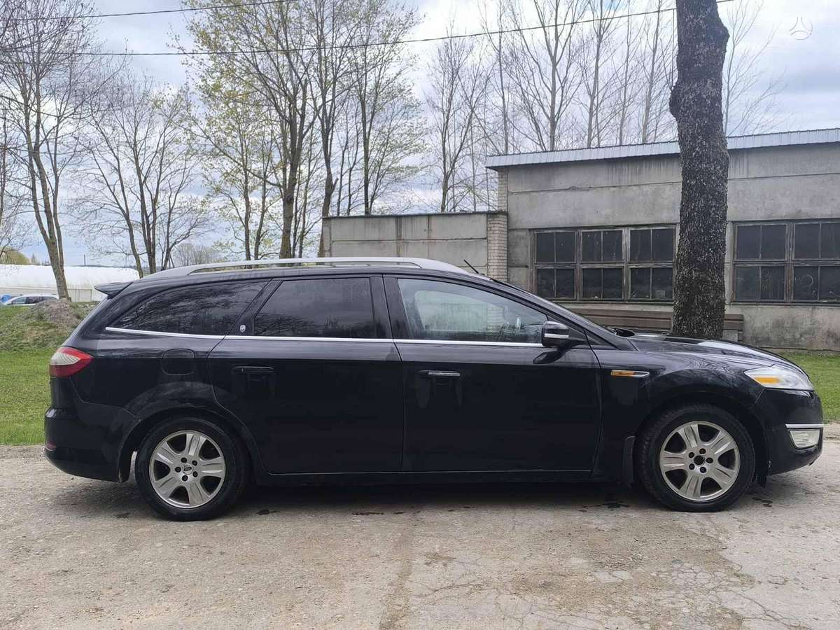 Ford Mondeo for parts
