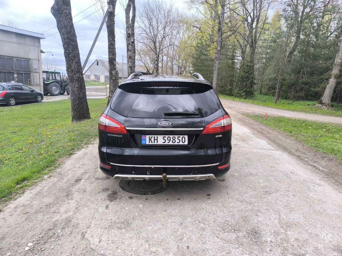 Ford Mondeo dalimis