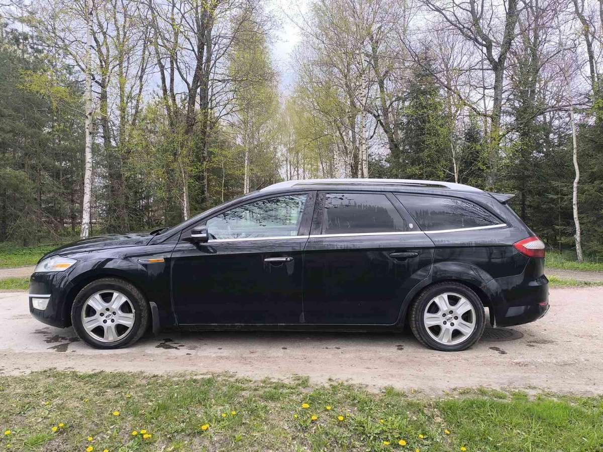 Ford Mondeo for parts