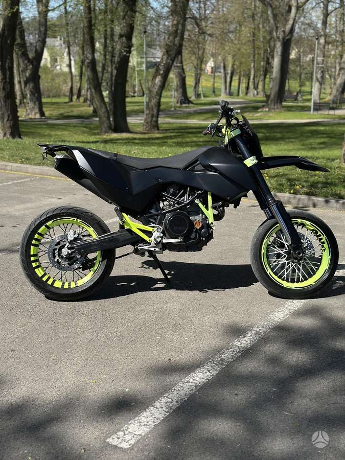 KTM SMC 690cc, supermoto