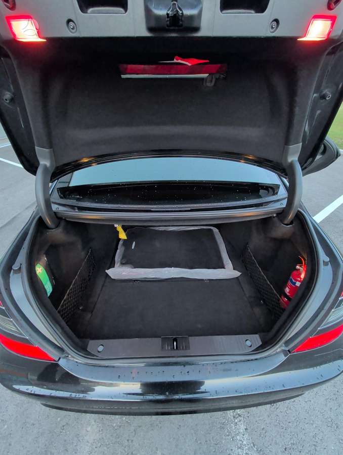 Mercedes-Benz S320, sedanas