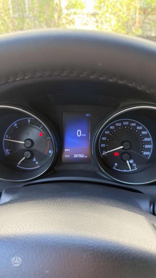 Toyota Auris, 1.4 l., hatchback