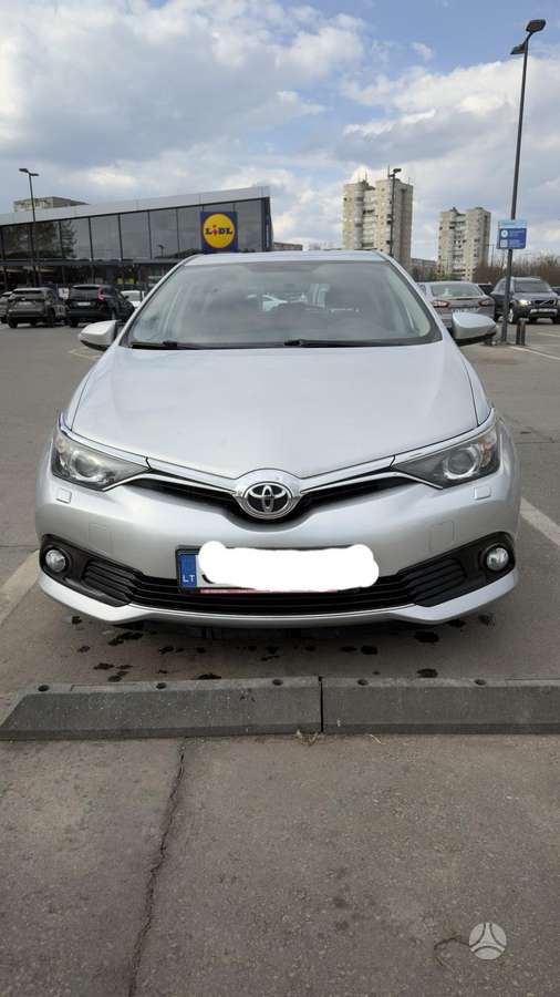 Toyota Auris, 1.4 l., hatchback