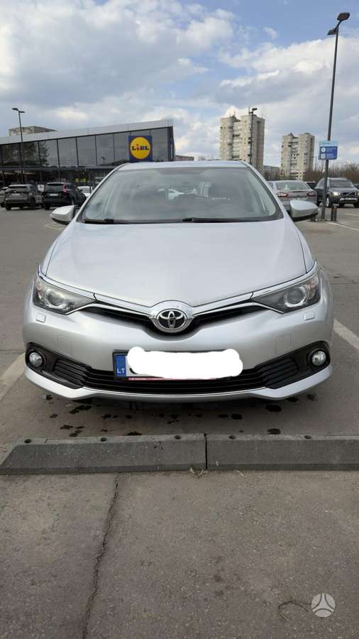 Toyota Auris, 1.4 l., hečbekas