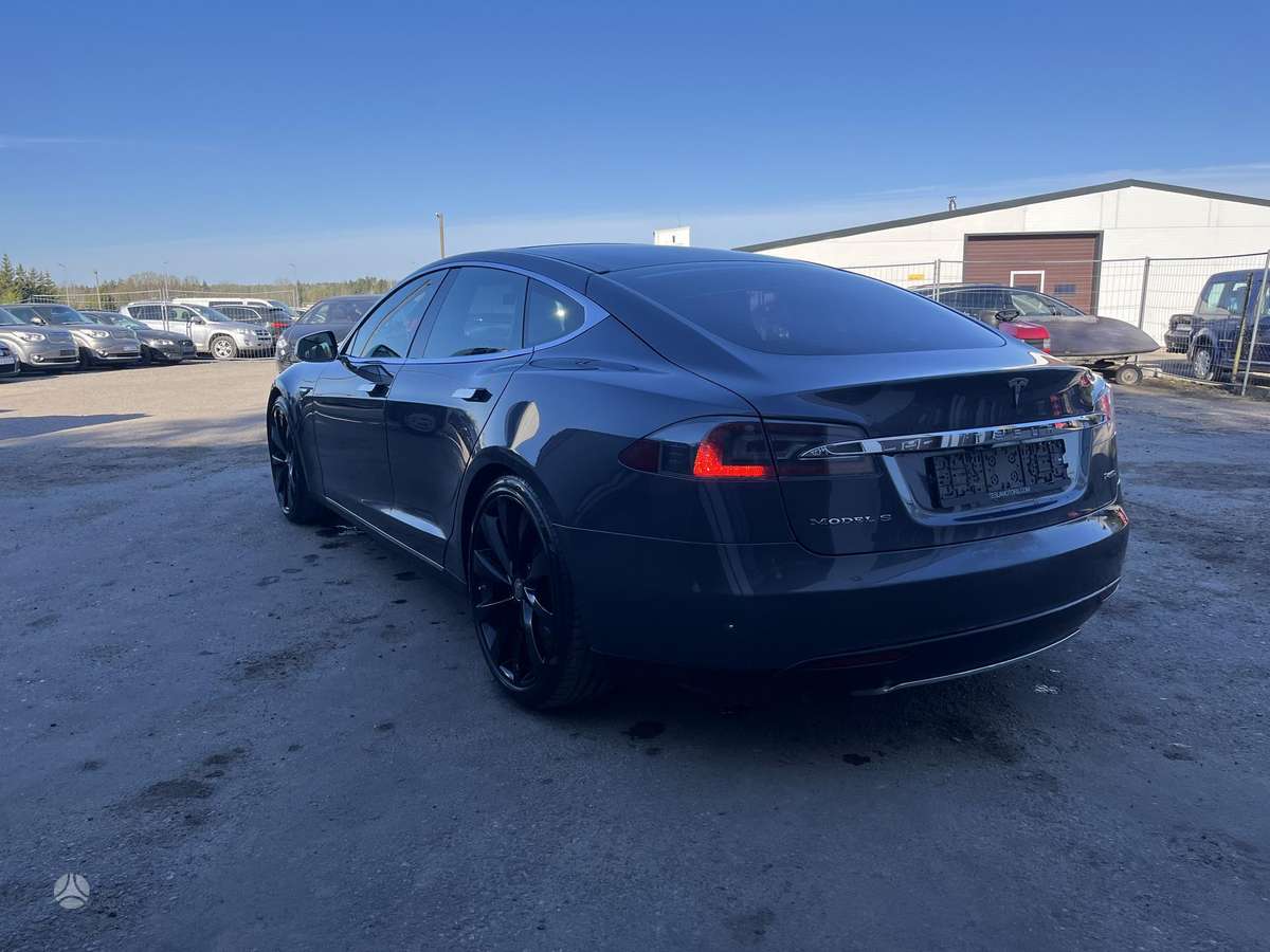Tesla Model S, 90 kWh, hatchback