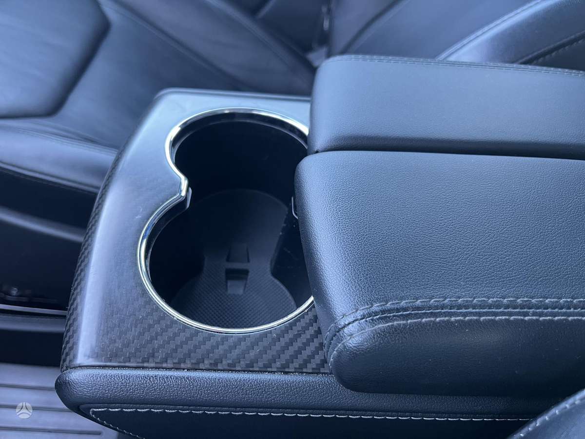 Tesla Model S, 90 kWh, hatchback
