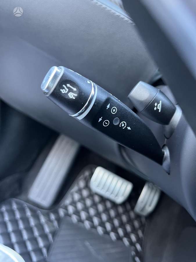 Tesla Model S, 90 kWh, hatchback