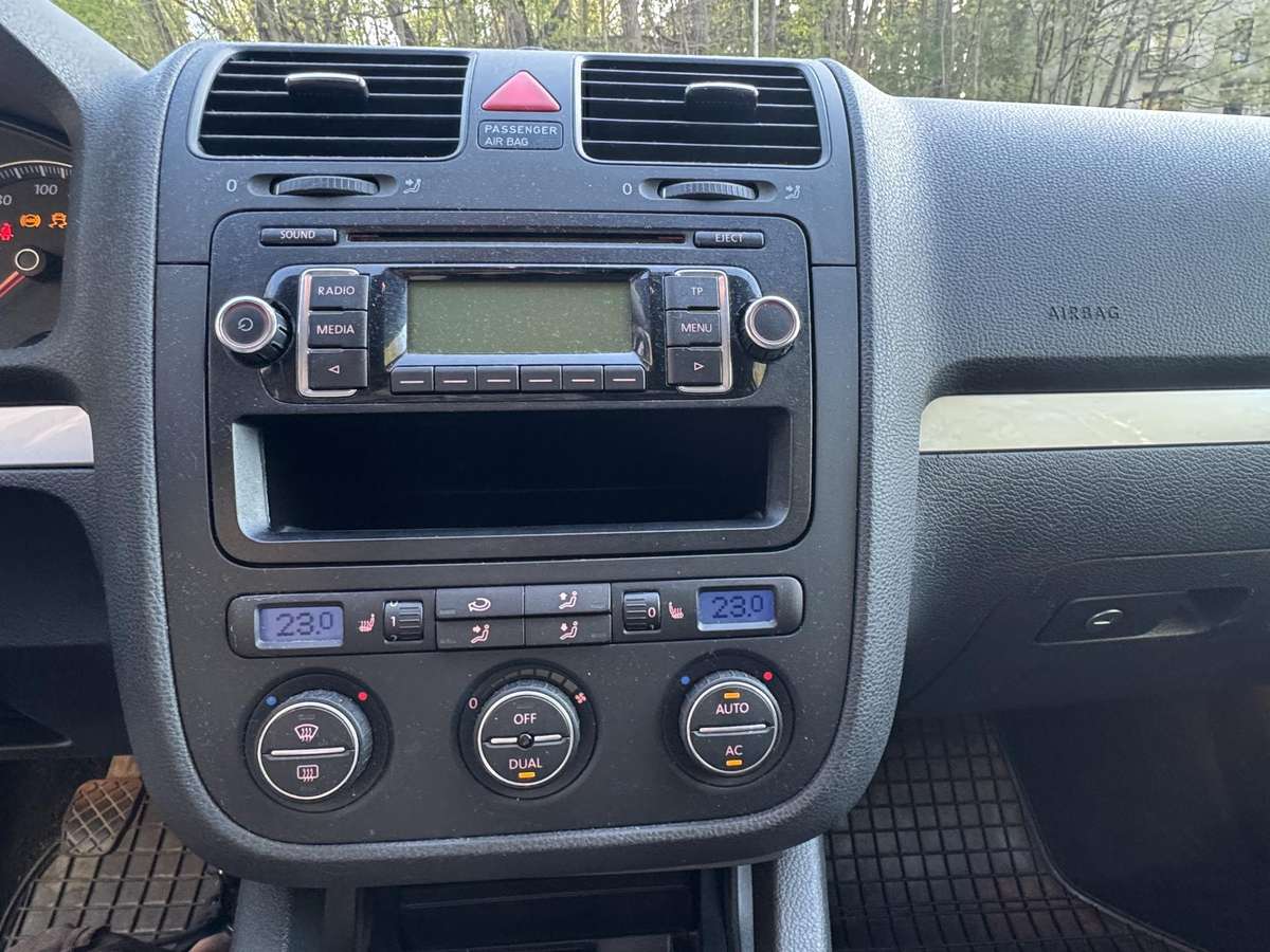 Volkswagen Golf, 1.4 l., hatchback